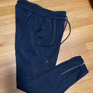 Black Peak Joggers